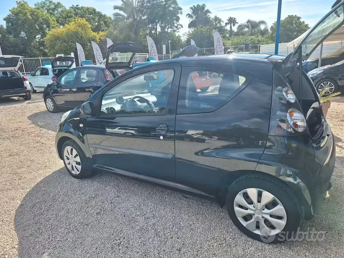 Usata Citroën C1 Style 68 CV (50 kW) 2010 Nero Utilitaria