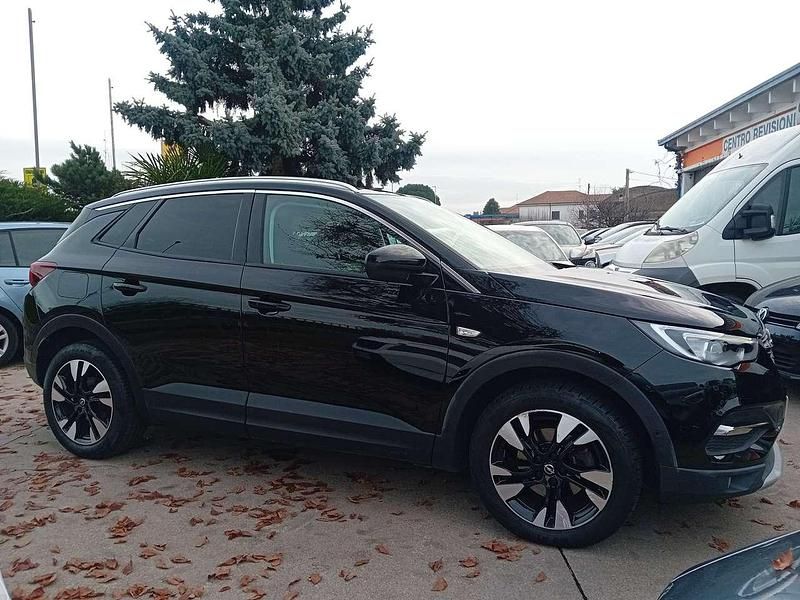 Usata Opel Grandland X Business 131 CV (96 kW) 2018 Nero SUV