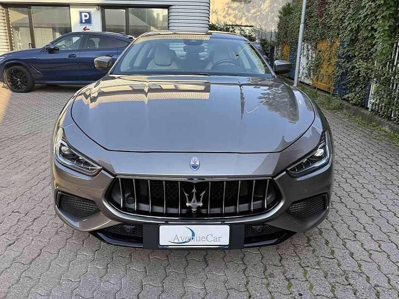 Usata Maserati Ghibli 250 CV (183 kW) 2020 Grigio / metallizzato Coupé
