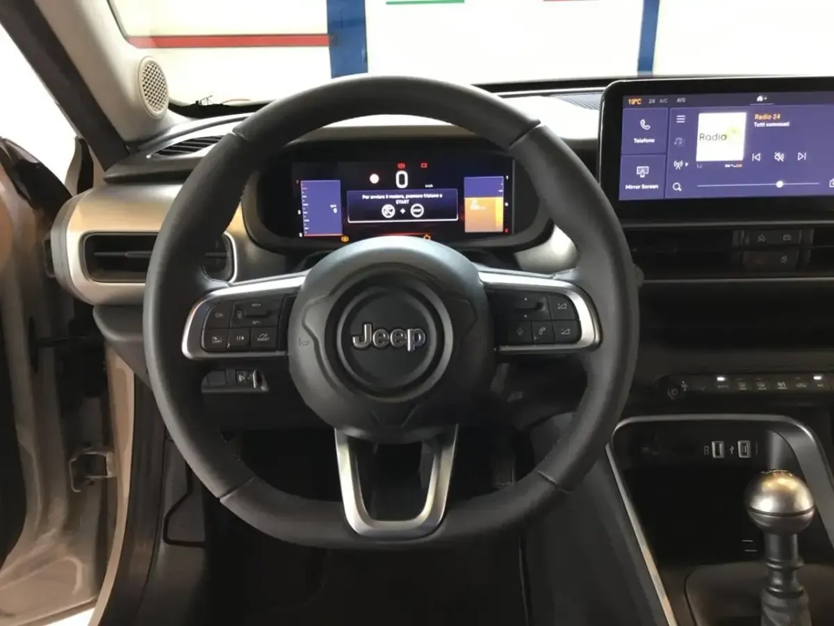 Usata Jeep Avenger EV Summit 114 kW (156 CV) 2025 Grigio SUV