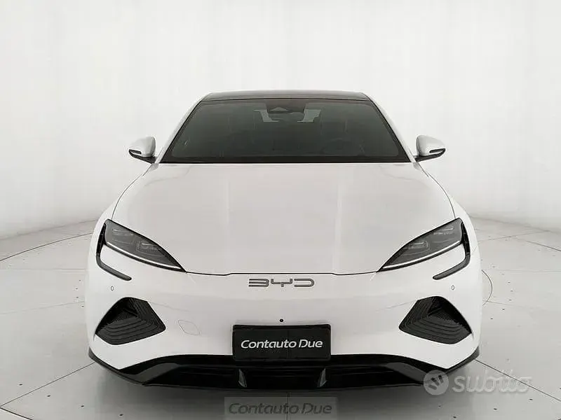 Nuova BYD Seal Design 230 kW (313 CV) 2026 Bianco Berlina