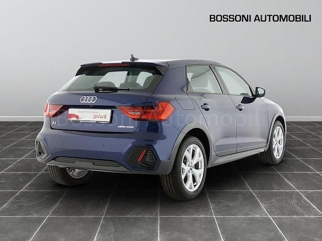 Nuova Audi A1 Business 116 CV (85 kW) 2025 Blu navarra metallizzato Berlina