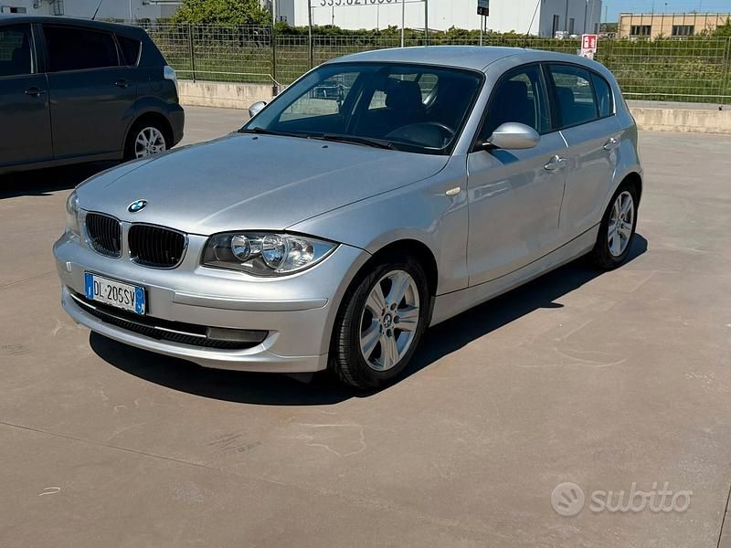 Usata BMW 116 122 CV (89 kW) 2008 Grigio Utilitaria