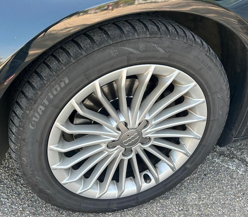 Usata Audi A4 Business 143 CV (105 kW) 2013 Nero Station wagon