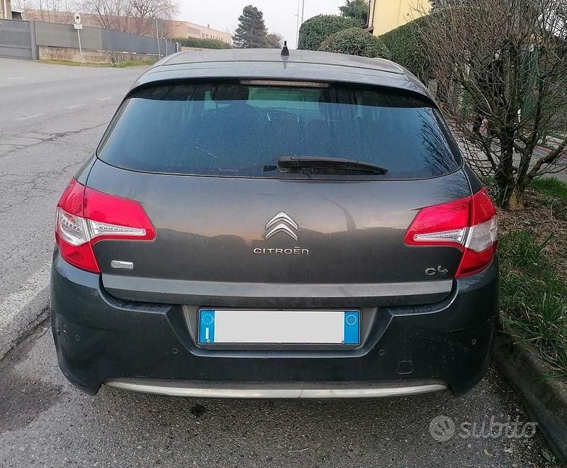 Usata Citroën C4 115 CV (84 kW) 2013 Grigio Berlina