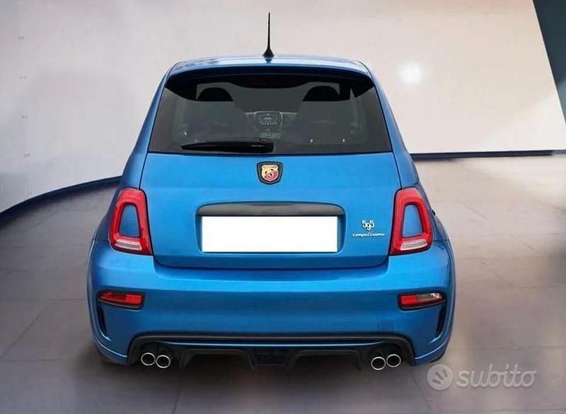 Usata Abarth 500 165 CV (121 kW) 2021 Blu Berlina