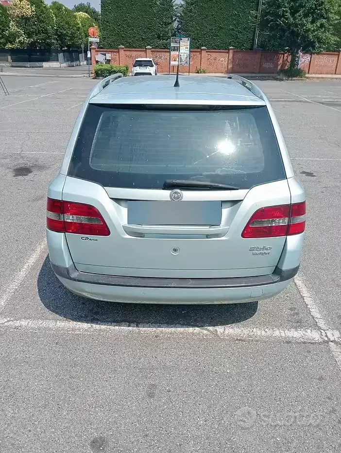 Usata Fiat Stilo 120 CV (88 kW) 2005 Bluazzurro Station wagon