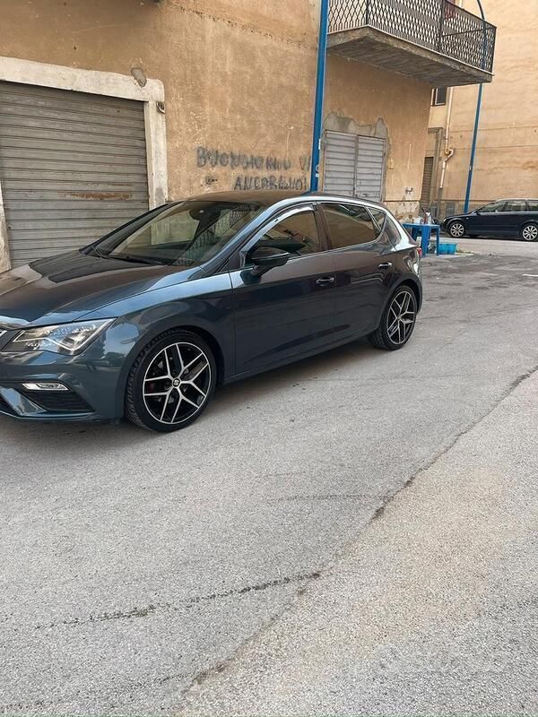 Usata Seat Leon FR 150 CV (110 kW) 2019 Grigio Berlina