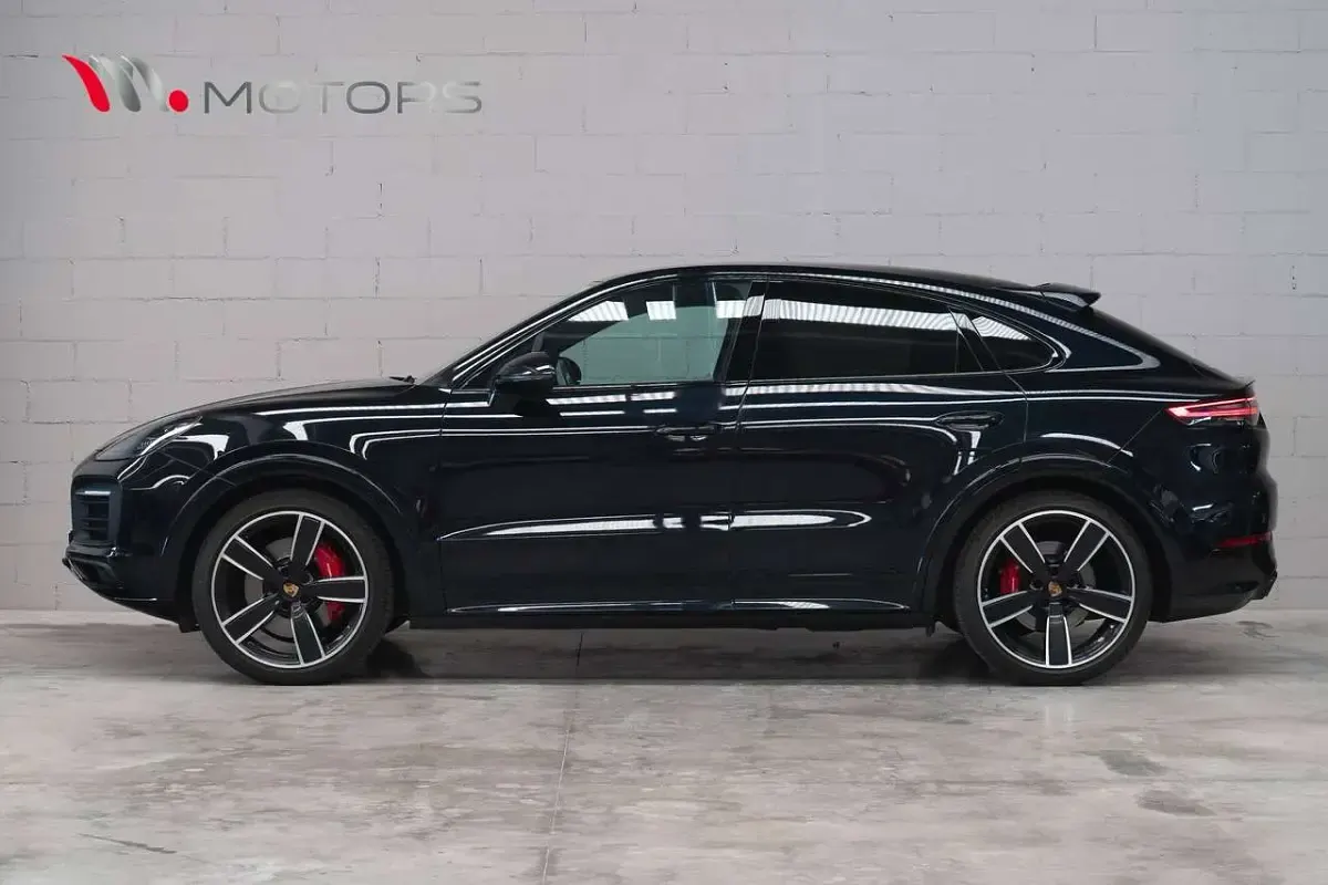 Usata Porsche Cayenne 460 CV (338 kW) 2021 Blu moonlight met. SUV
