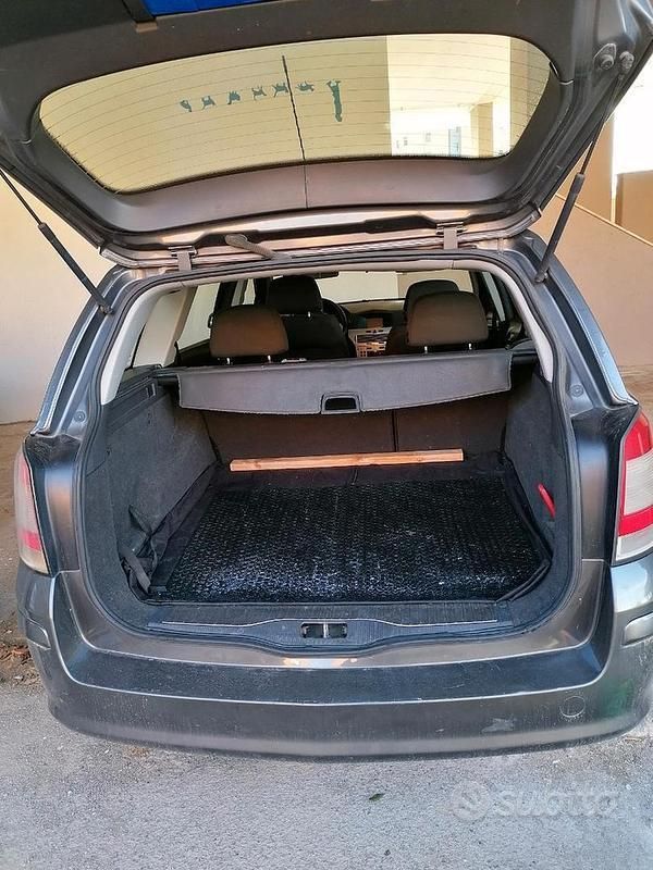 Usata Opel Astra 60 CV (44 kW) 2009 Grigio Station wagon