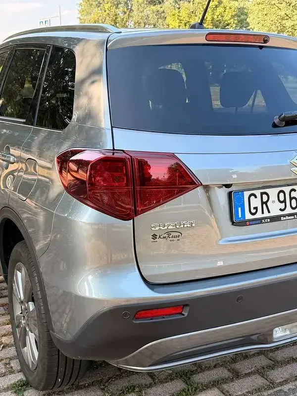 Usata Suzuki Vitara Cool 129 CV (94 kW) 2023 Grigio SUV