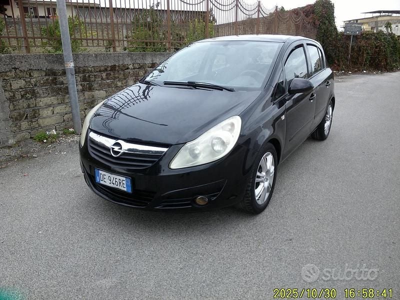 Usata Opel Corsa Club 2008 Nero Berlina