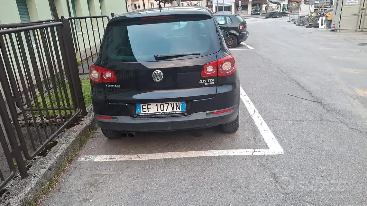 Usata VW Tiguan 140 CV (102 kW) 2011 Nero SUV