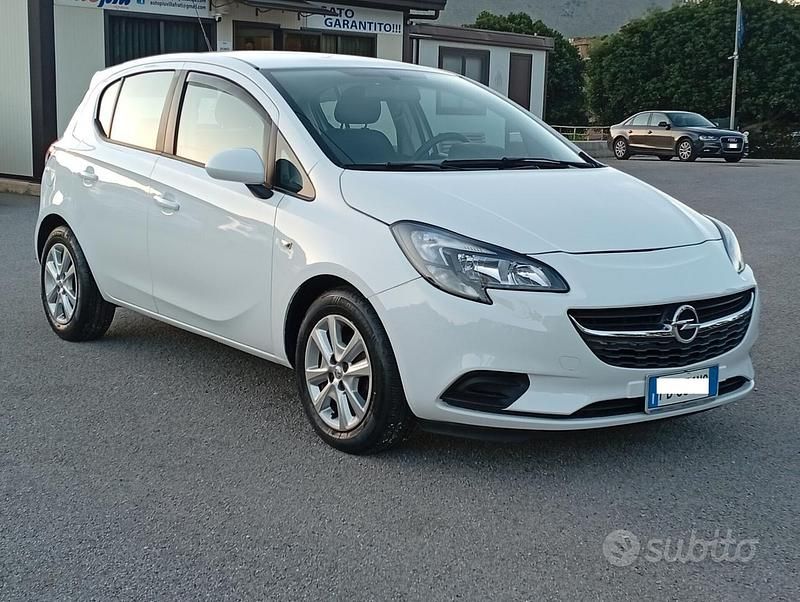 Usata Opel Corsa 90 CV (66 kW) 2015 Bianco Berlina