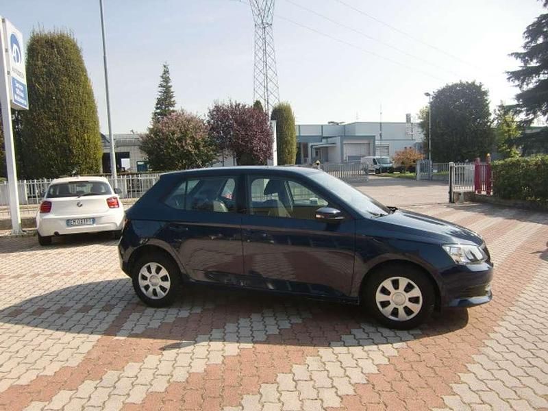 Usata Skoda Fabia 75 CV (55 kW) 2016 Blu/azzurro Berlina