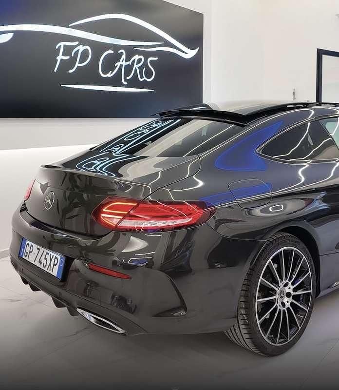 Usata Mercedes C300 Premium Plus 245 CV (180 kW) 2019 Grigio Coupé