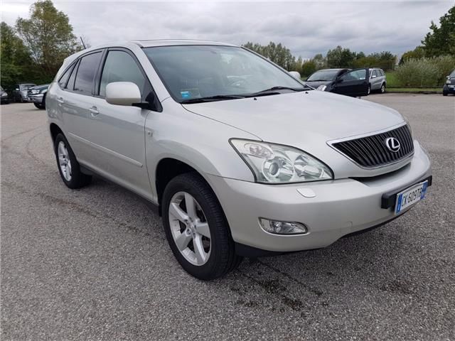 Lexus rx300 количество фреона