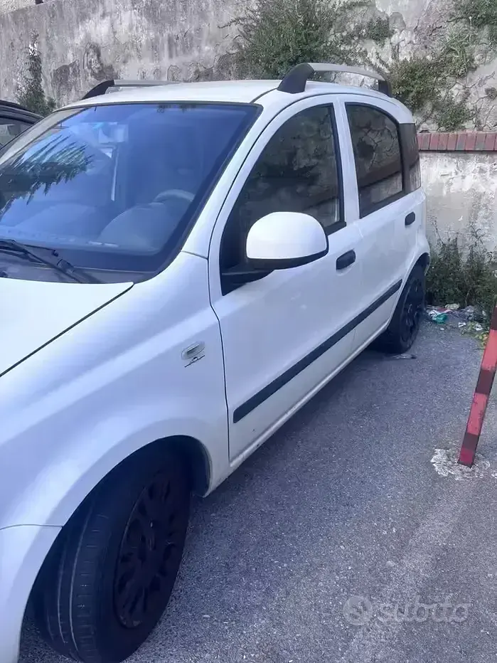 Usata Fiat Panda Active 69 CV (50 kW) 2012 Bianco Utilitaria