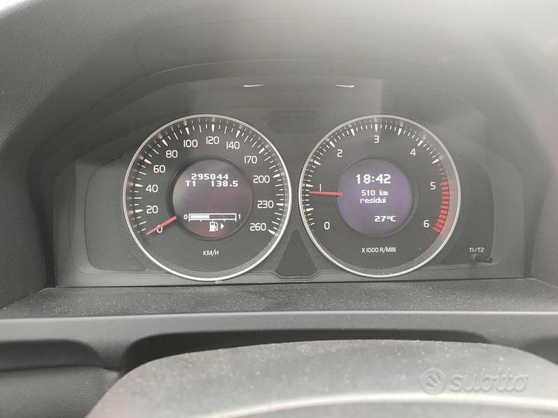 Usata Volvo V60 2012 Bianco Station wagon