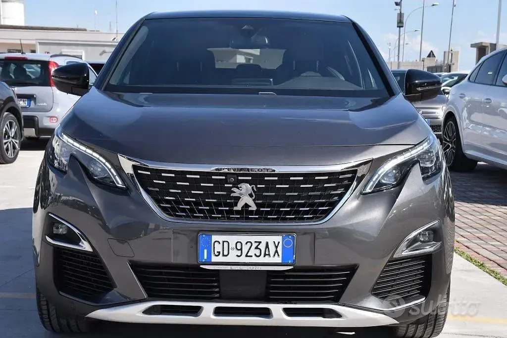 Usata Peugeot 3008 GT-line 131 CV (96 kW) 2020 Grigio SUV