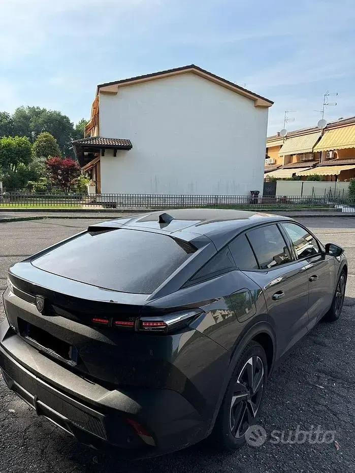 Usata Peugeot 408 GT 131 CV (96 kW) 2023 SUV