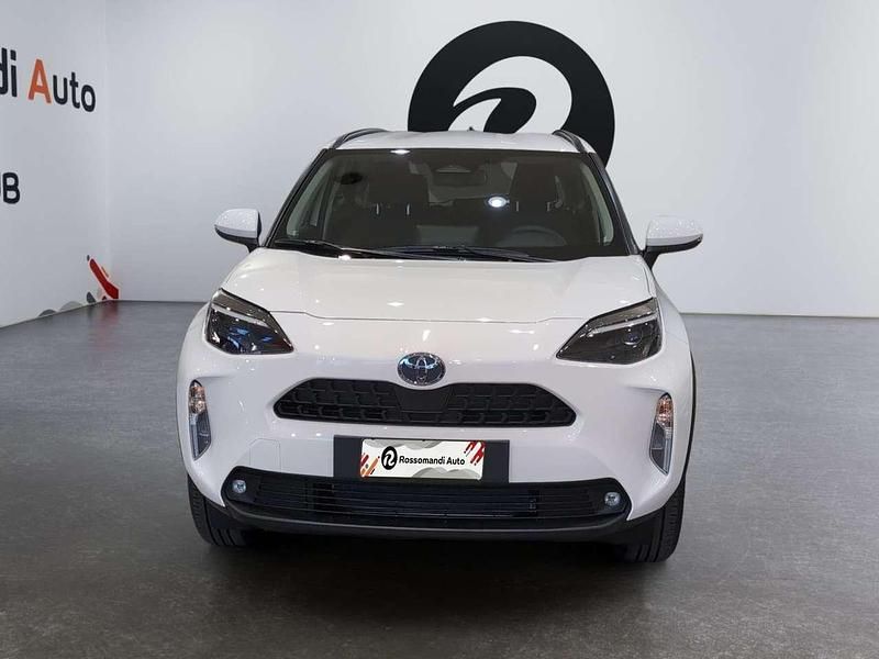 Nuova Toyota Yaris Cross Active 116 CV (85 kW) 2025 Bianco SUV