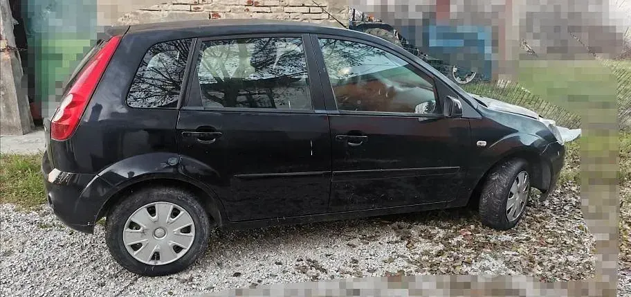 Usata Ford Fiesta 68 CV (50 kW) 2007 Nero Utilitaria