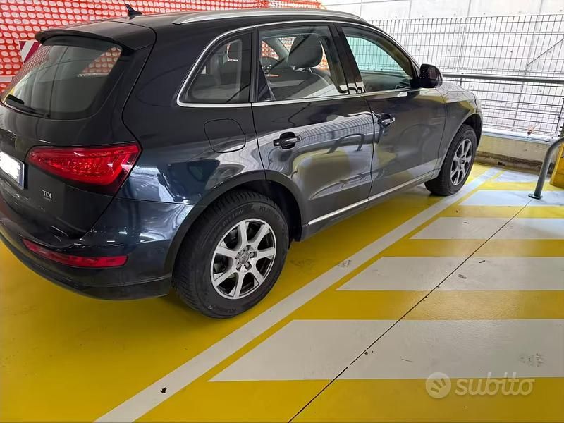 Usata Audi Q5 190 CV (139 kW) 2014 Blu SUV