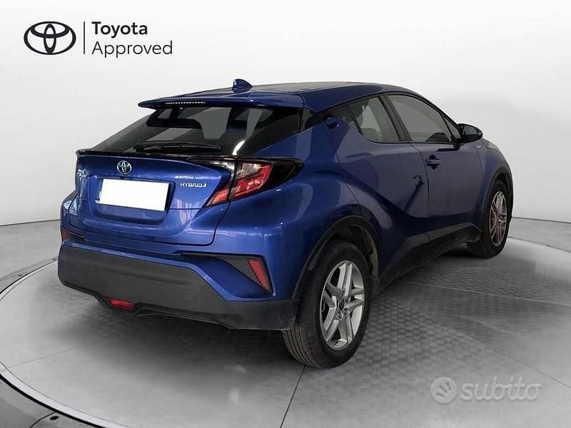 Usata Toyota C-HR Business Edition 122 CV (89 kW) 2021 Nebula blue met SUV