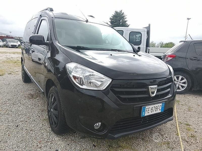 Gebraucht Dacia Dokker 90 PS (66 kW) 2016 Schwarz Van / Kleinbus