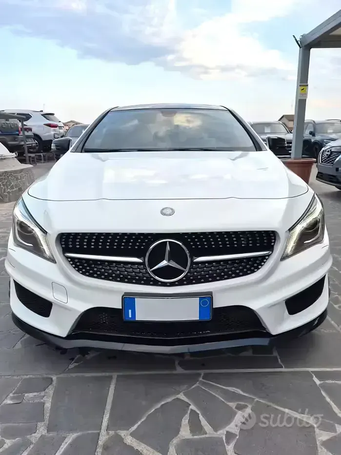 Usata Mercedes CLA200 Premium 136 CV (100 kW) 2014 Bianco Coupé