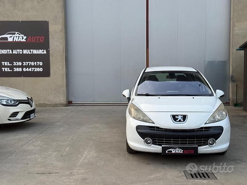 Usata Peugeot 207 95 CV (69 kW) 2007 Bianco Berlina
