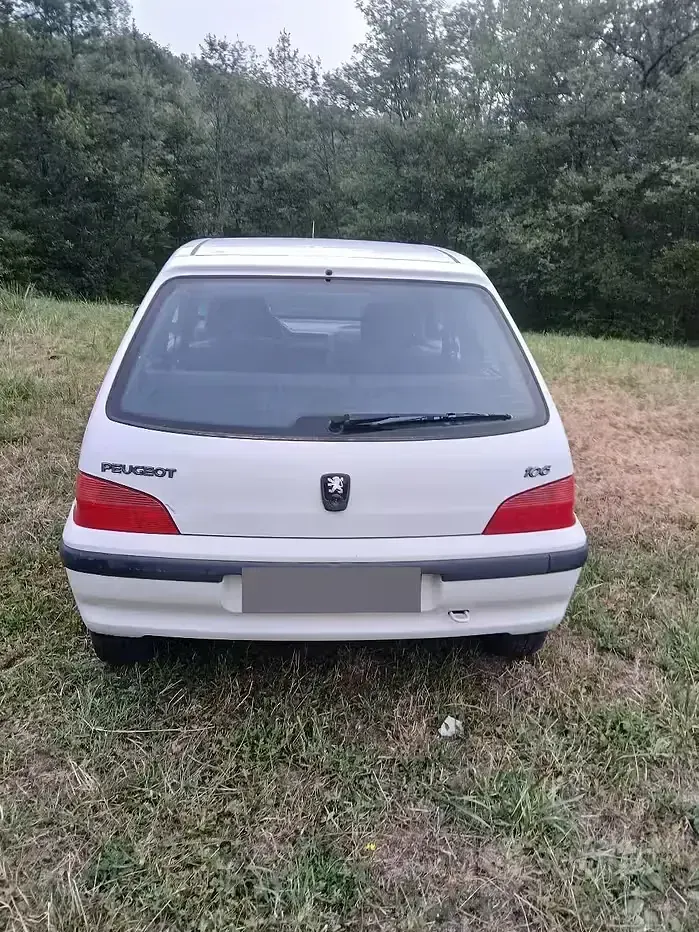Usata Peugeot 106 60 CV (44 kW) 1997 Utilitaria