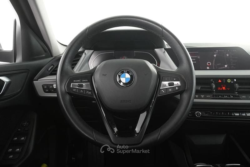 Usata BMW 116 Advantage 116 CV (85 kW) 2021 Gray Utilitaria