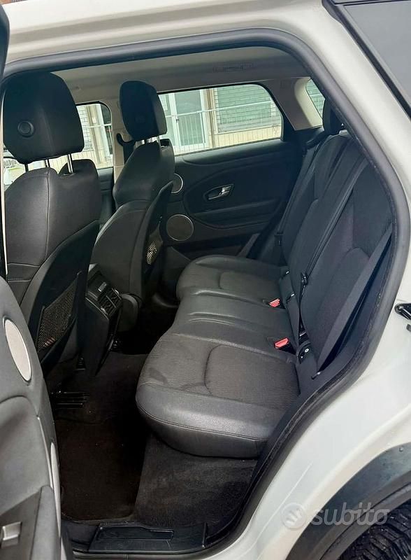 Usata Land Rover Range Rover evoque 150 CV (110 kW) 2016 Bianco Berlina