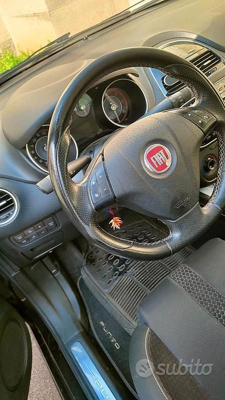 Usata Fiat Punto Evo Sport 120 CV (88 kW) 2011 Nero Utilitaria