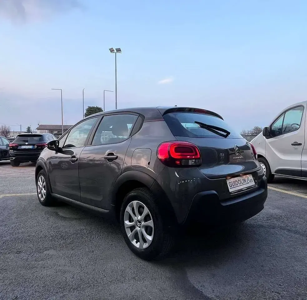 Usata Citroën C3 PureTech 82 CV (60 kW) 2018 Argento Utilitaria