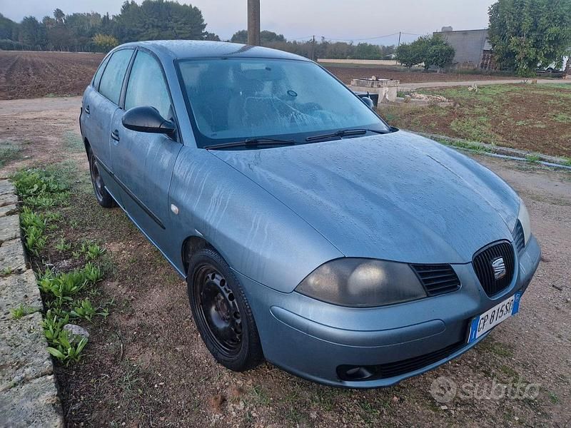 Usata Seat Ibiza Stylance 75 CV (55 kW) 2004 Utilitaria