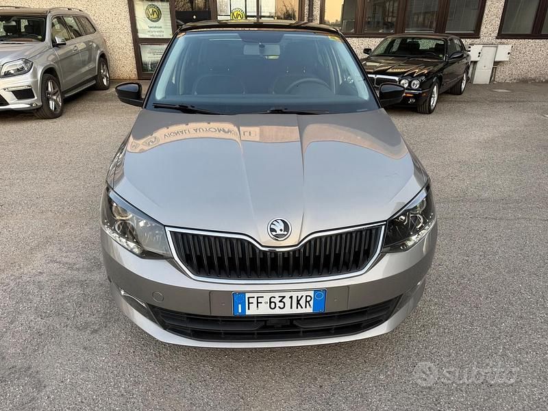 Usata Skoda Fabia Executive 89 CV (65 kW) 2016 Grigio Berlina