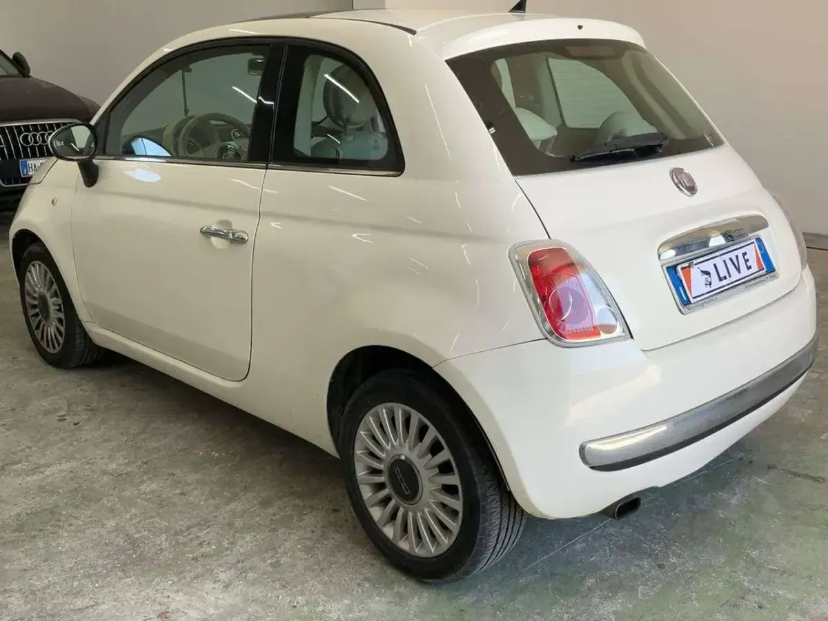 Usata Fiat 500 Lounge 95 CV (69 kW) 2012 Bianco Utilitaria