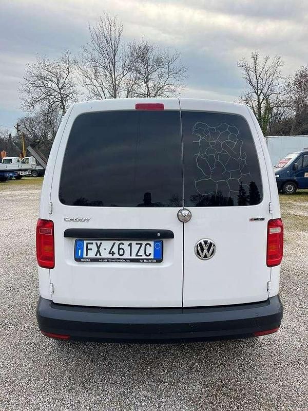 Usata VW Caddy 122 CV (89 kW) 2019 Bianco Monovolume