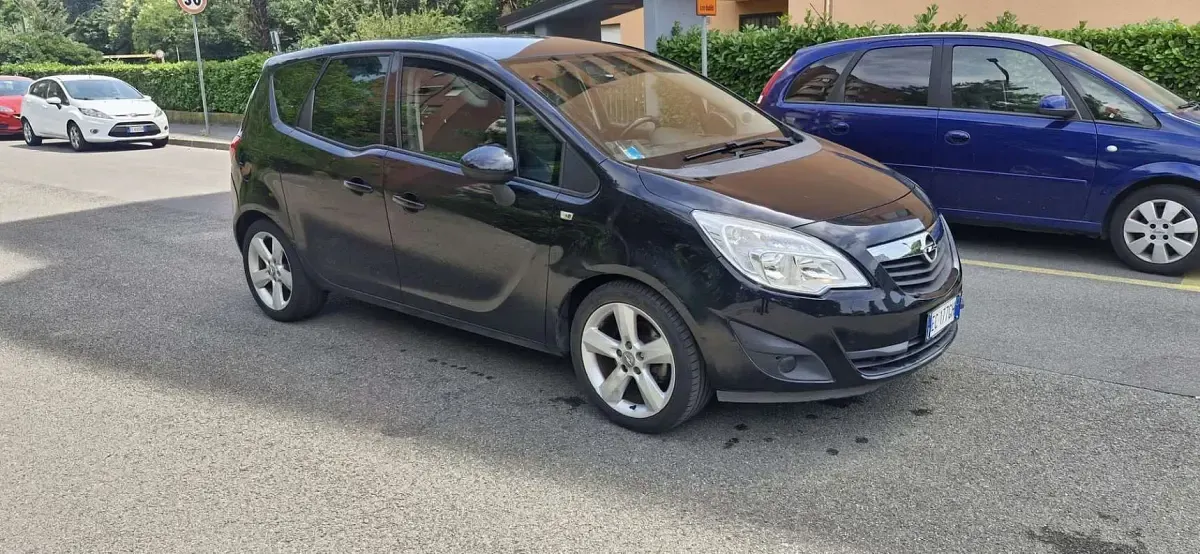 Usata Opel Meriva Cosmo 101 CV (74 kW) 2010 Monovolume