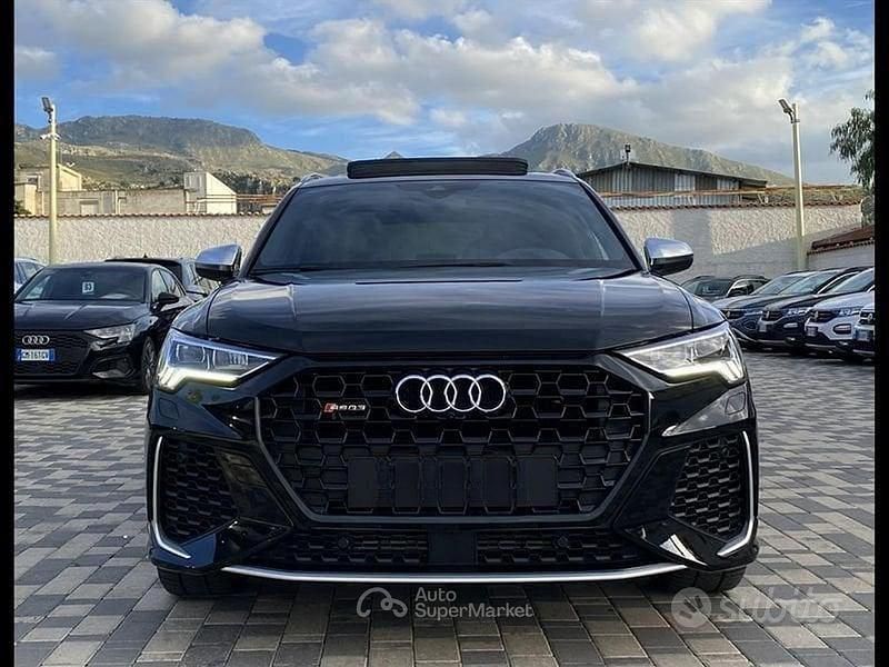 Usata Audi RS Q3 Ambiente 400 CV (294 kW) 2022 Nero SUV