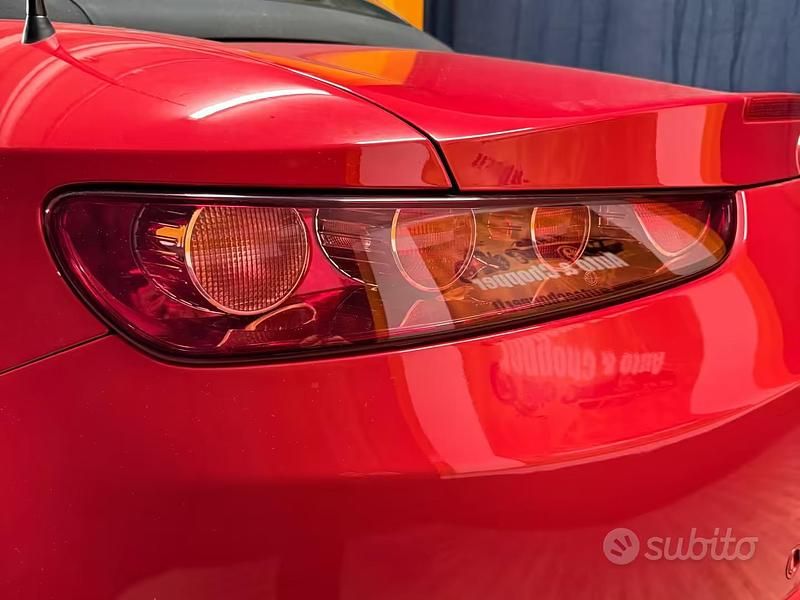 Usata Alfa Romeo Spider Exclusive 185 CV (136 kW) 2007 Rosso Cabrio