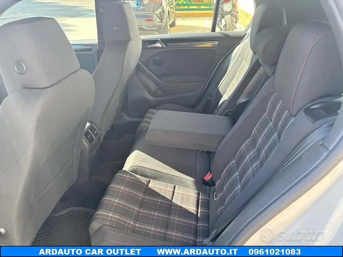 Usata VW Golf VII GTI 210 CV (154 kW) 2012 Bianco Berlina