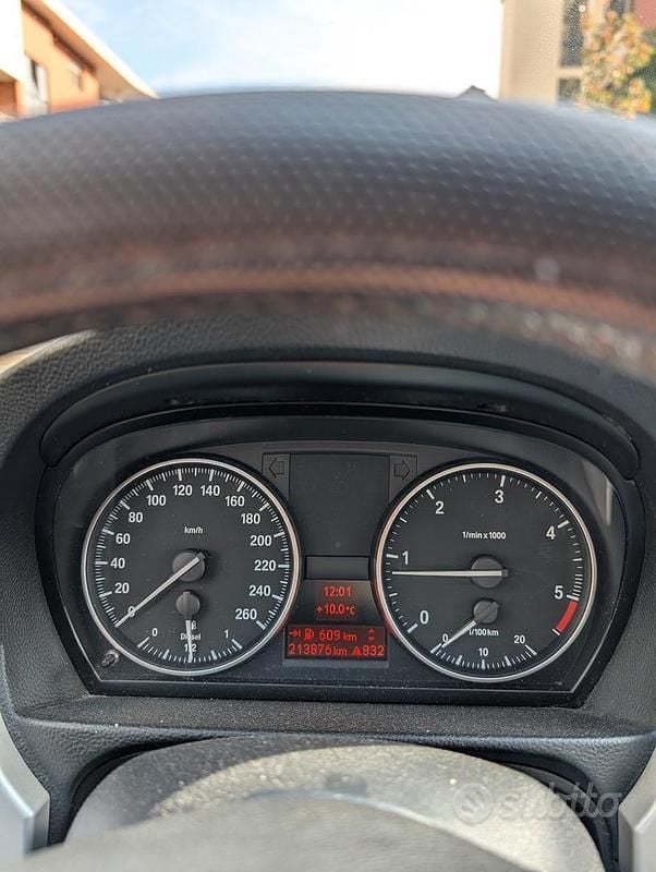 Usata BMW 320 184 CV (135 kW) 2010 Grigio Berlina