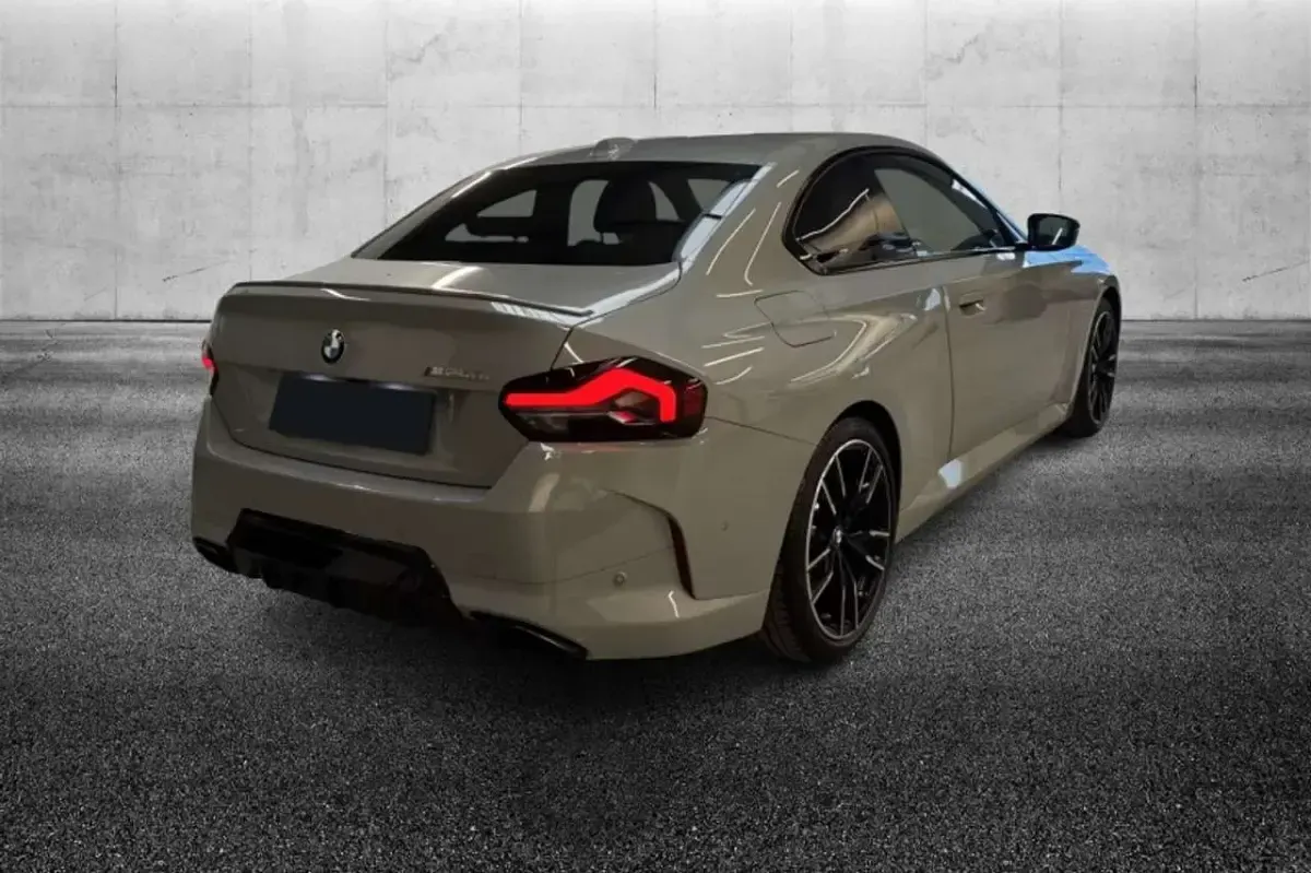 Usata BMW M240i 374 CV (275 kW) 2025 Grigio Coupé