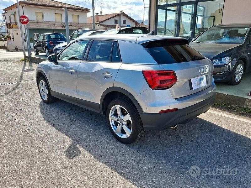 Usata Audi Q2 116 CV (85 kW) 2020 Grigio SUV