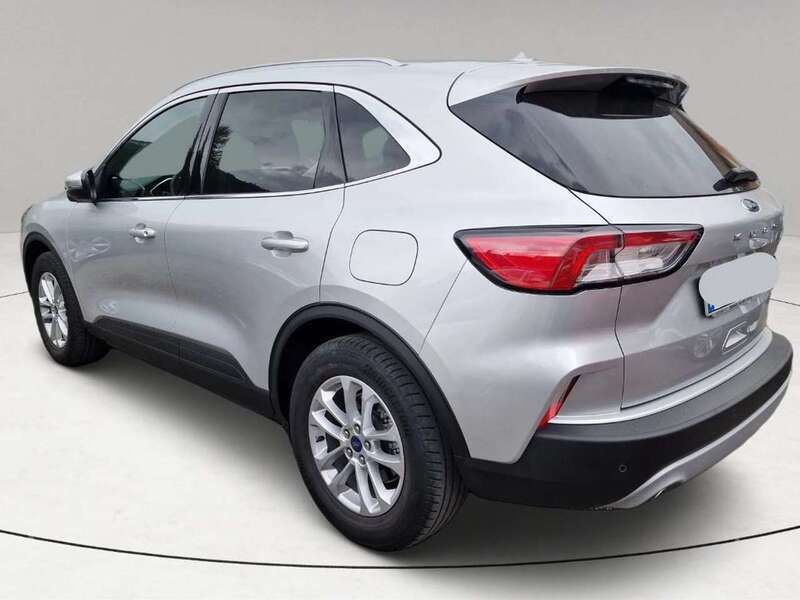 Usata Ford Kuga Titanium 120 CV (88 kW) 2020 Argento SUV