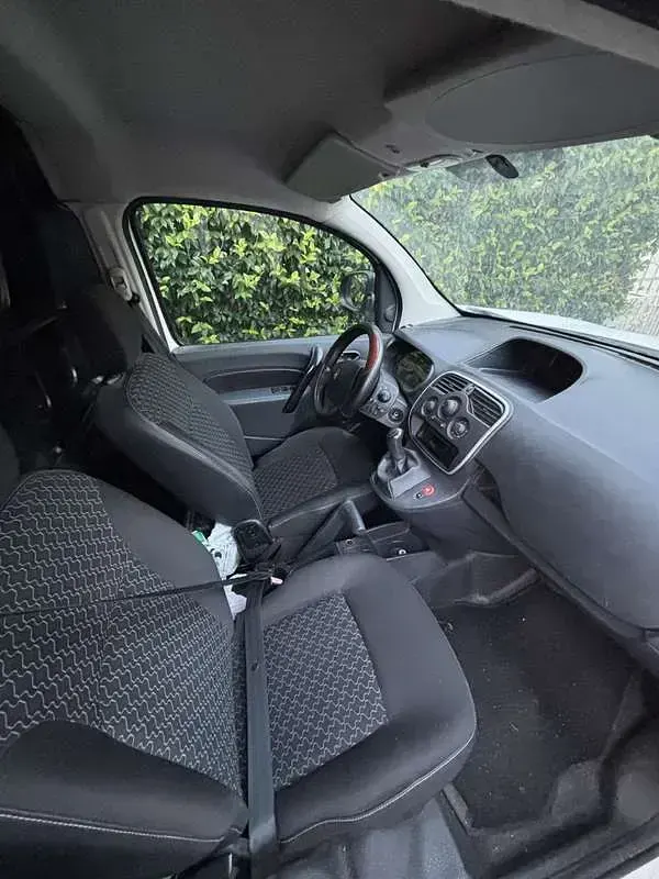 Usata Renault Kangoo 64 CV (47 kW) 2015 Monovolume